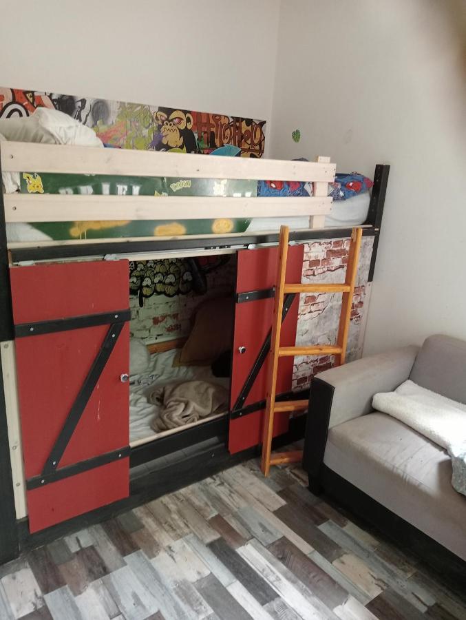 Maison 70M2 Calme Vue Sur Foret 萨莱 外观 照片