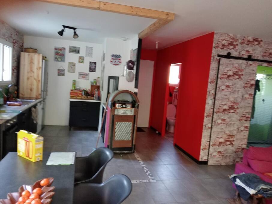 Maison 70M2 Calme Vue Sur Foret 萨莱 外观 照片